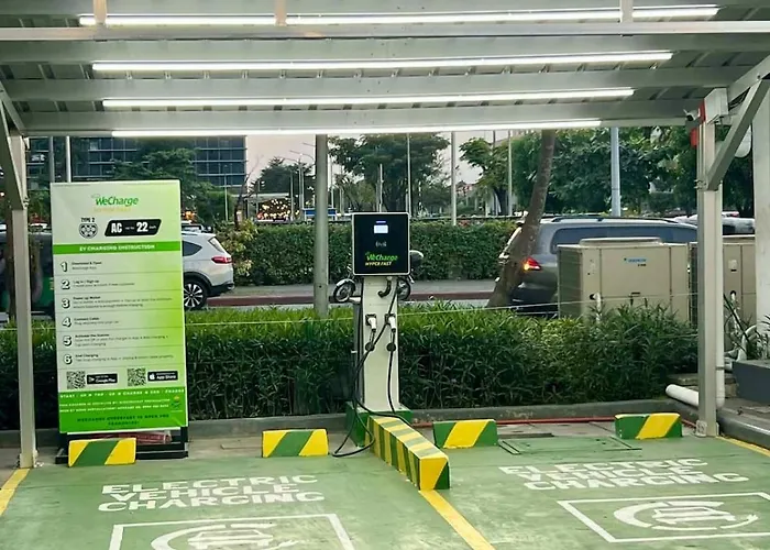 Pit Stop Haven Near Airport And Mall Of *